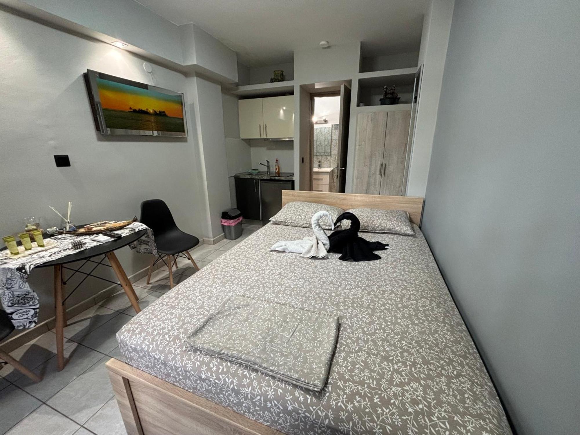 Jordans Room 12 Tesalonika Bagian luar foto